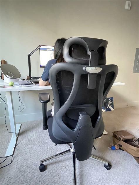 HBADA P3 Ergonomic Chair with Footrest