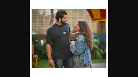 Rohit Sharma, Ritika Sajdeh share sweet anniversary posts to wish each ...