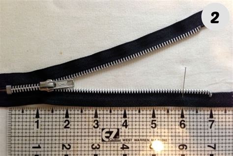 How to Shorten a metal zipper Needlepoint, Sewing Projects, Quilts, Zipper, Stitch, Daily, Metal ...