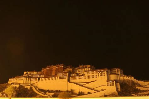 Toilet with a great view of Potala palace | Potala Palace | Lhasa ...