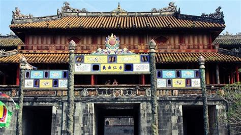 Discovering the historical sites of Vietnam