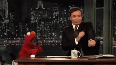 Elmo Jimmy GIF - Elmo Jimmy Dance - Discover & Share GIFs