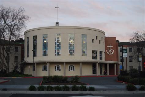 MOREAU CATHOLIC HIGH SCHOOL - 30 Photos & 28 Reviews - 27170 Mission Blvd, Hayward, CA - Yelp