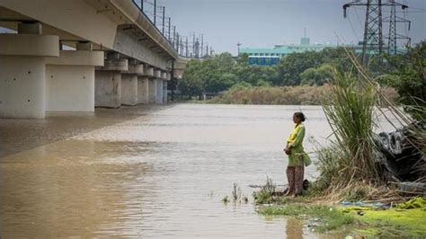 Yamuna may hit danger mark in Delhi on Tuesday: Advisory | Latest News ...