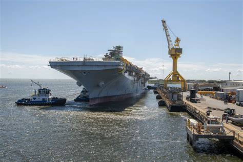 Huntington Launches US Navy’s Amphibious Assault Ship ‘Bougainville’