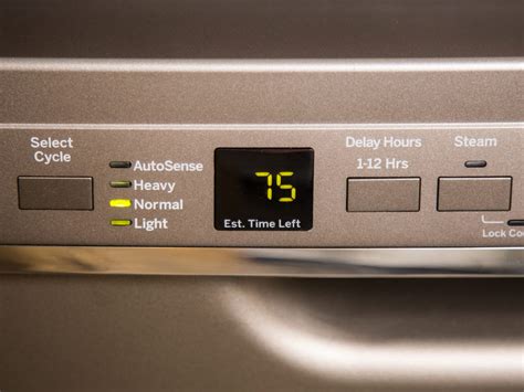 Deal in! GE dishwasher has great features for a reasonable price - CNET