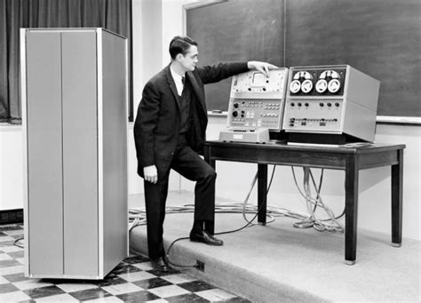 Wesley Clark Builds the LINC, Perhaps the First Mini-Computer : History ...