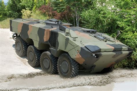 SNAFU!: What's going on with the BAE/Iveco Defense SuperAV 8x8???