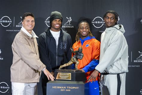 Travis Hunter and Ashton Jeanty give this year’s Heisman Trophy ceremony a different vibe | News ...