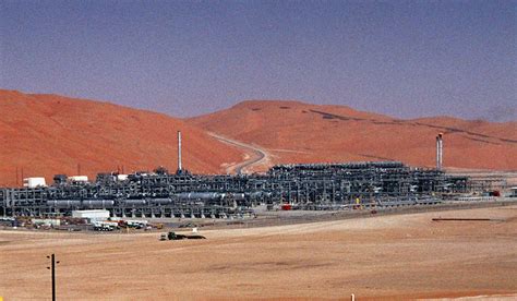 Shaybah, the Saudi oil field that doubles as a wildlife sanctuary | Al Arabiya English