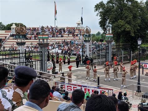 India-Pakistan border ceremony – Henry Poon's Blog