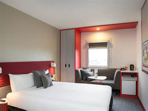 Ibis Sydney Airport Hotel in Australia - Room Deals, Photos & Reviews