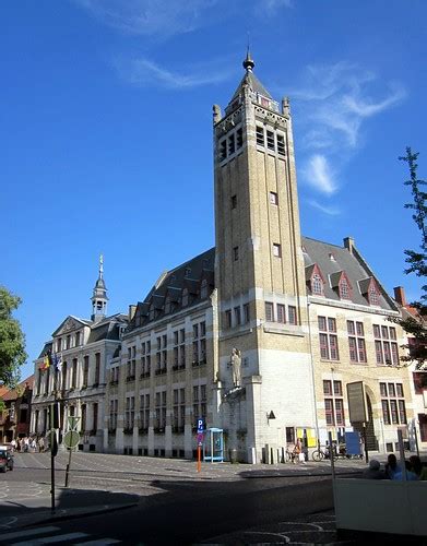 Roeselare Town Hall, Roeselare, Belgium - SpottingHistory