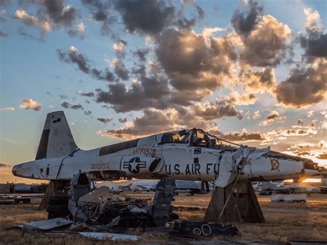 14 World's Largest Airplane Graveyards (Storage Area For Aircrafts)