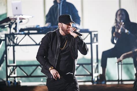 Eminem’s Oscars 2020 Performance of ‘Lose Yourself’ - Oscars 2020 News ...