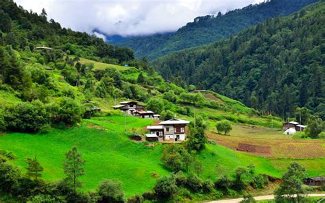 10 Places to visit in Trongsa, Top Attractions in Trongsa | HeavenlyBhutan