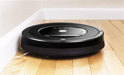 iRobot Roomba 880 Review: Maintenance Free Brushroll?