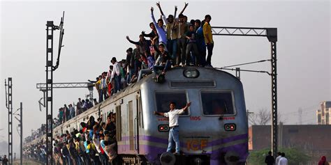 India's trains are insanely crowded - Business Insider