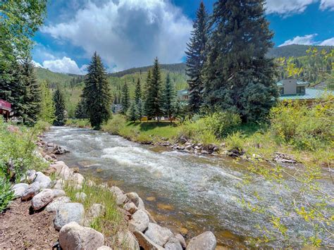 Riverfront Cabins in Colorado | Vacasa