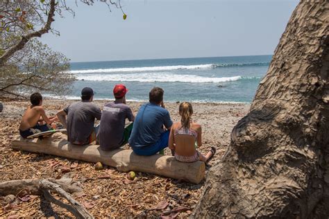 A Complete Guide to Surfing Santa Teresa in Costa Rica