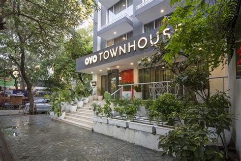 OYO TOWNHOUSE 013 NEW FRIENDS COLONY - Prices & Hotel Reviews (New Delhi, India)