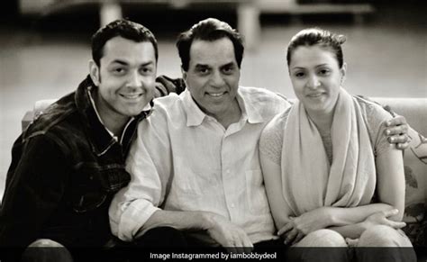 How Adorable Is This Pic Of Dharmendra With Son Bobby Deol And Daughter ...