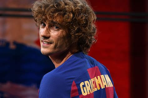 Antoine Griezmann Calls Atletico Madrid Response to Barcelona Transfer ...