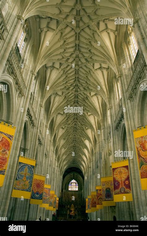 Winchester Cathedral Interior Stock Photo - Alamy