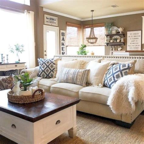 46 Amazing Small Living Rooms Ideas With Farmhouse Style… | Rustic ...