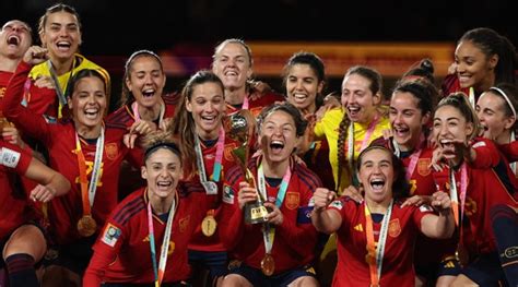 SPAIN REIGNS: A year after player mutiny, European bests England to win Women's World Cup ...