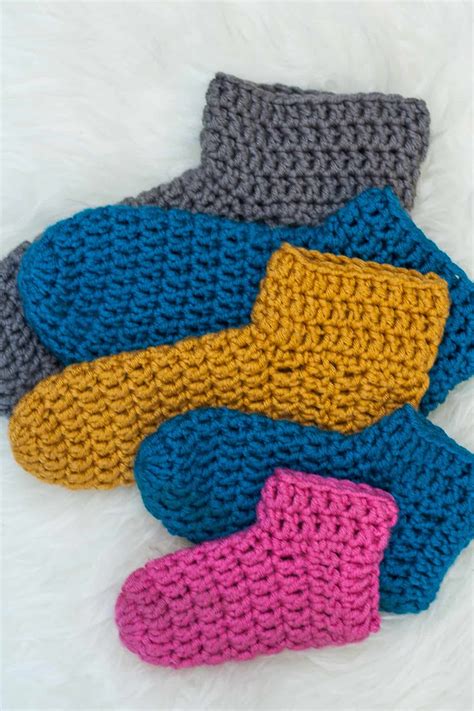 How to Crochet Slipper Socks in an Hour or Less - Winding Road Crochet