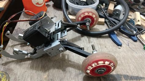 DIY RC Car with Suspension - Articulated Steering - Arnab Kumar Das