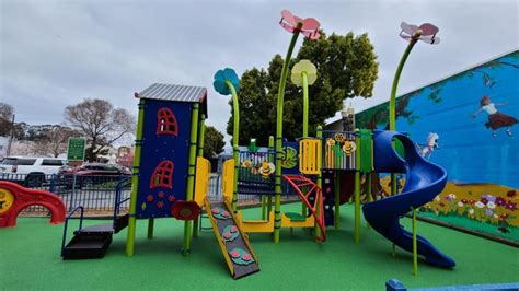 Burlingame celebrates newly renovated downtown playground - Climate Online