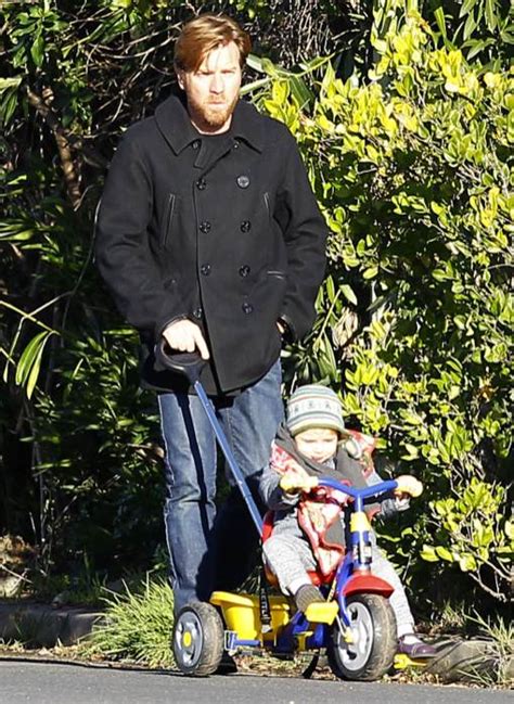 Exclusive... Ewan McGregor Takes Son Anouk Out For A Walk | Celeb Baby ...