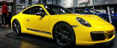 Racing Yellow 2018 Porsche 911 Carrera T Looks Majestic in Porsche ...