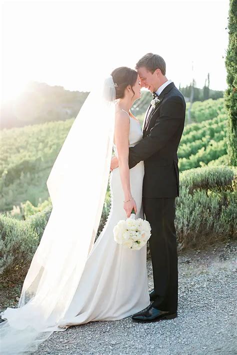 Tuscany Wedding : Laidback Elegance meets Black-Tie Destination