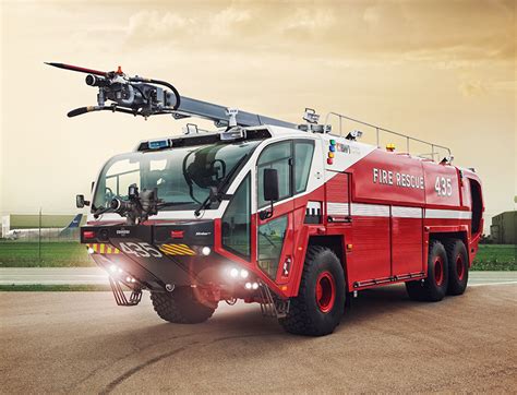 Striker | Airport Fire Trucks | ARFF | Oshkosh Airport Products