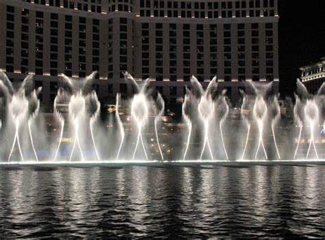 Fountains at Night by Bounddreams on DeviantArt