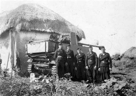 7.62 cm PaK 36(r) auf Fahrgestell Panzerkampfwagen II(F) (Sfl.) ‘Marder ...