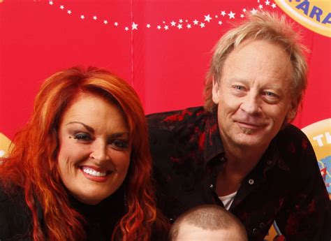 Wynonna Judd’s Husband Lost His Leg Just Months after They Wed — They ...