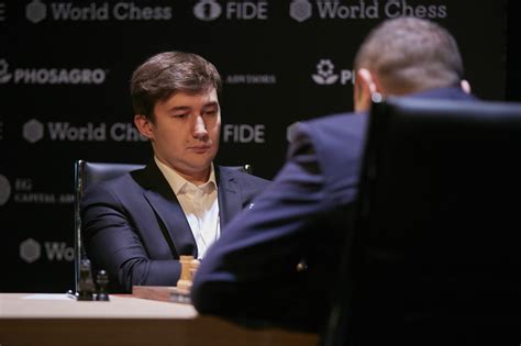 Sergey Karjakin Twitter Feed Praising Putin, Russia Prompts Chess Ban ...