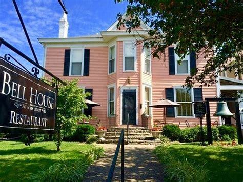 Bell House Restaurant, Shelbyville - Menu, Prices & Restaurant Reviews - TripAdvisor