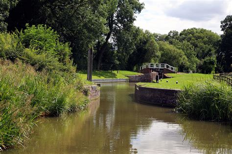 hidden europe | On the Canal