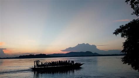 A beautiful evening in Brahmaputra river, Assam : pics