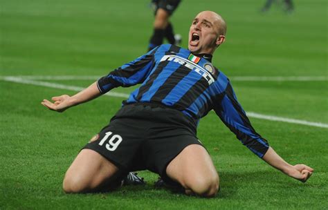 Esteban Cambiasso Retires After Storied 20-Year Career