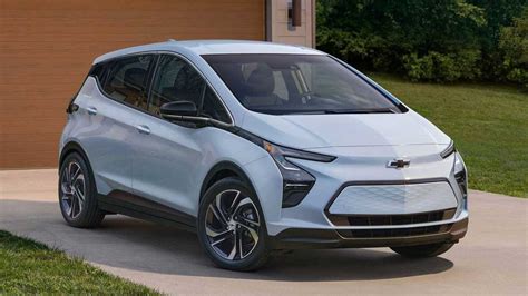 GM 'derruba' preços dos elétricos Chevrolet Bolt e Bolt EUV