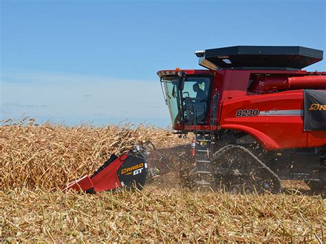 Farm Show Corn Head, Equipment Demos Put Spotlight on Harvesting Down, Lodged Corn