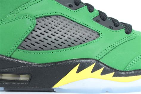 AuthentKicks | Air Jordan 5 Retro Apple Green ‘Oregon’