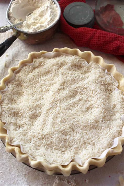 How To Blind Bake Pie Crusts - One Hot Oven