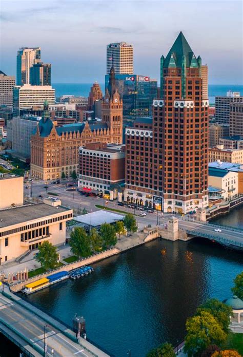 Visit Milwaukee | Hotels, Restaurants, Breweries & Events